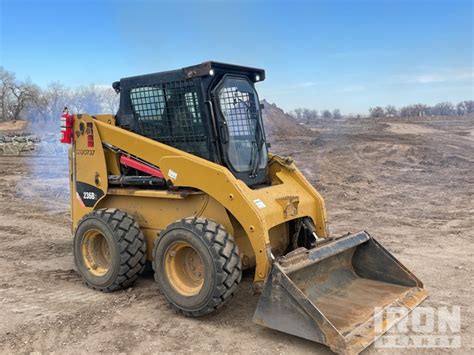 cat 236b2 skid steer|cat skid steer 236b specs.